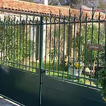 Les Fleurs De Lys, Suites'appart , Entree Et Terrasse Privee Proche De La アパート