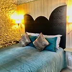 Les Fleurs De Lys, Suites'appart , Entree Et Terrasse Privee Proche De La *