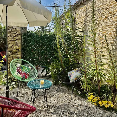 Les Fleurs De Lys, Suites'appart , Entree Et Terrasse Privee Proche De La * Saint-Georges-d'Oleron